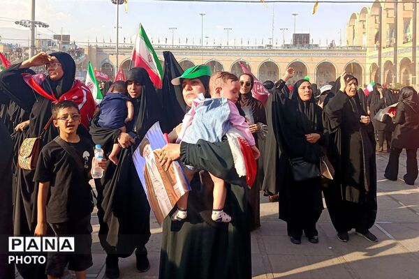 خروش اشک و حماسه در میعادگاه تهران