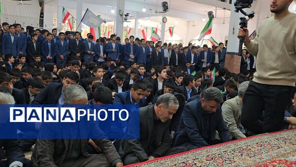 حضور دانش آموزان و آحاد مردم شریف منطقه رضویه در راهپیمایی 13آبان