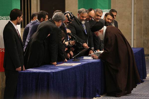 شرکت رهبر انقلاب در انتخابات ۱۴۰۲
