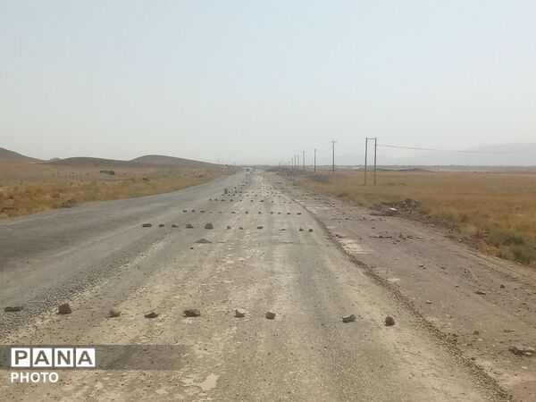 آغاز عملیات بازسازی جاده سلطان آباد به درخت سنجد 
