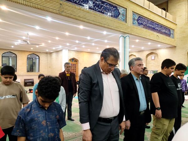 اعتکاف دانش‌آموزی در ناحیه دو شیراز  