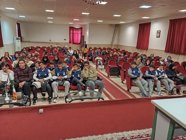 برگزاری جلسه آموزشی دانش‌آموز خبرنگاران پانا در منطقه پردیس