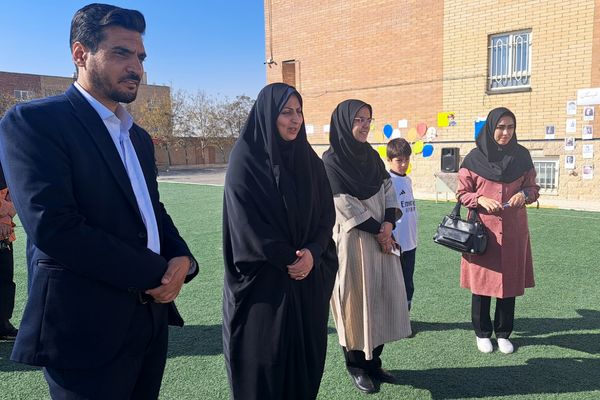  برپایی نمایشگاه  آثار دانش‌آموزان در مدرسه غیاث‌الدین جمشید کاشانی ملارد 