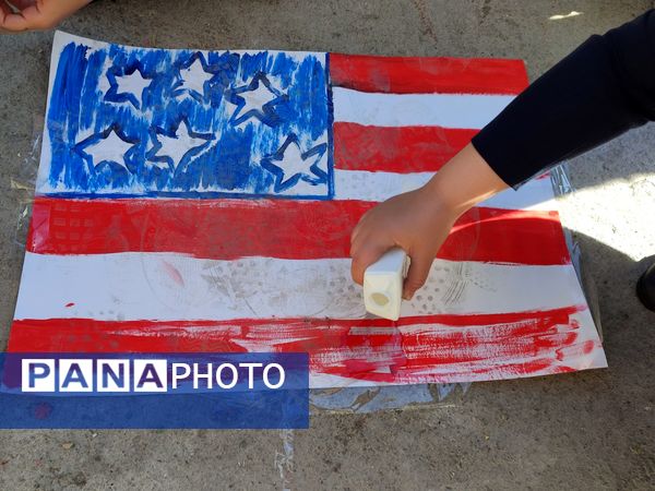 برگزاری مراسم روز دانش‌آموز در مدارس بهارستان‌دو