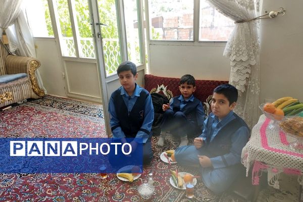 یادواره شهدای دانش‌آموز در دبستان دانش‌رودهن 