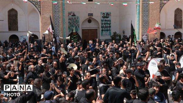 مشهد اردهال میزبان سوگواران امام حسن(ع)؛ حضور هیئت خاوه اردهال در آیین عزاداری