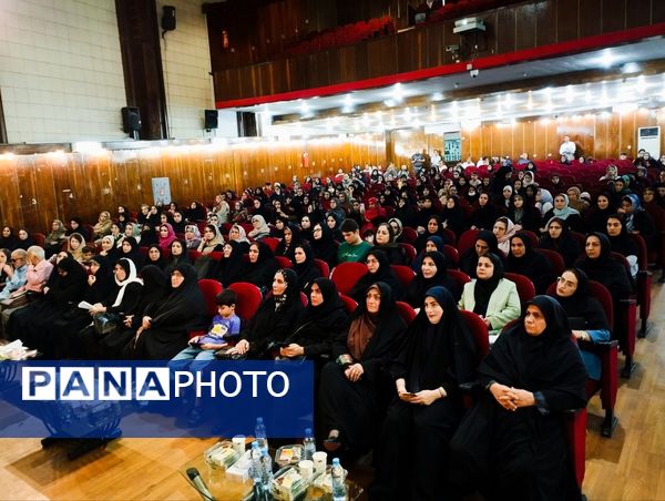 دومین گردهمایی «زنان و مشارکت اجتماعی» در ساری