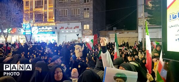 مراسم احیا در اولین شب قدر و هشتمین شب مراسم شهادت ایت الله خامنه ای 