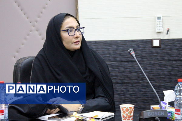 نشست تخصصی کارشناسان سواد آموزی استان بوشهر