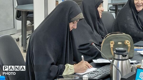 سومین جلسه شورای بانوان خیر مدرسه‌ساز خراسان رضوی 
