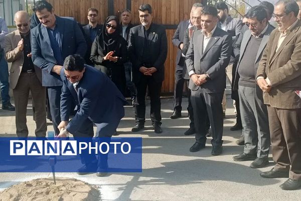 آیین کلنگ‌زنی پروژه‌های حوزه بهداشت و درمان شهرستان ری