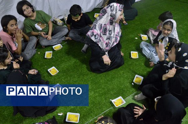 مراسم شب‌دهم محرم در هیئت فرهنگیان  نیشابور