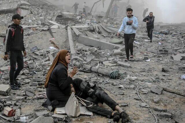 ۶۲ فلسطینی در حملات رژیم صهیونیستی به نوار غزه به شهادت رسیدند