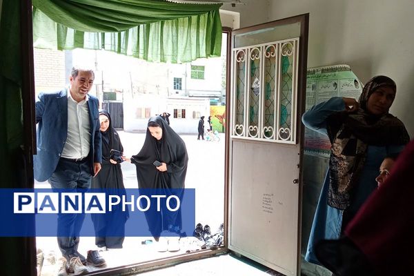 برگزاری اختتامیه پایگاه تابستانی دبیرستان توحید یک؛ همراه با جلسه‌ ی خود مراقبتی