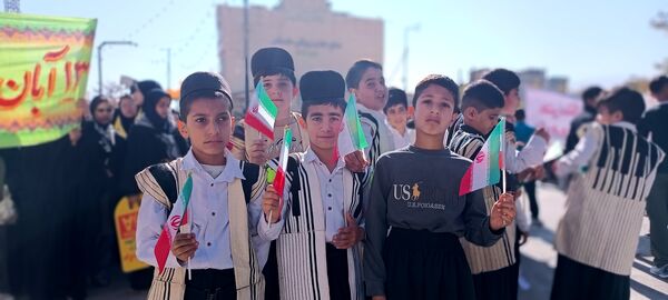 صدای وحدت دانش‌آموزان فارسان در روز ۱۳ آبان 