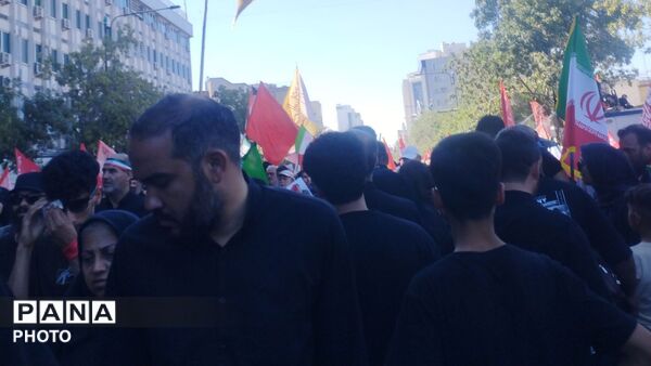 تشییع تاریخی رهبر شهید مسلمانان جهان در مشهد