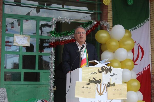 آغاز پرشور سال تحصیلی در ملکان با جشن دانش‌آموزی