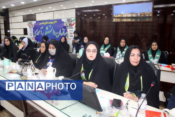 همایش تجلیل از مسئولان، کارشناسان، مربیان و دانش‌آموزان پیشتاز برتر سازمان دانش‌آموزی استان بوشهر