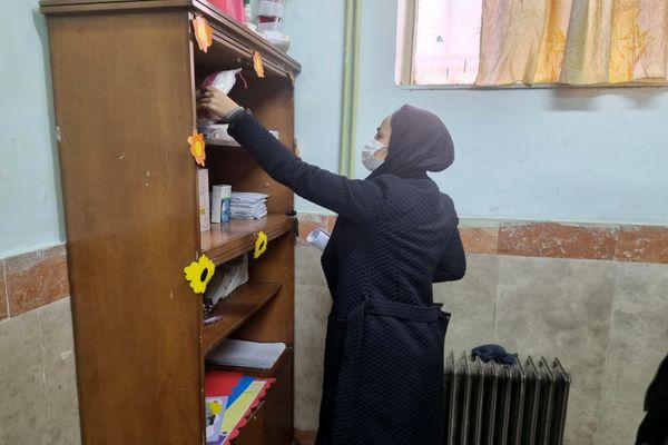 بازدید از وضعیت بهداشت و پایگاه‌های تغذیه سالم مدارس پاکدشت 