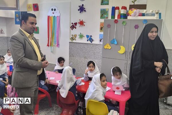 بازدید رئیس سازمان ملی تعلیم و تربیت کودک شهرستان های استان تهران از مرکز کودکستان دکتر حسابی شهرری