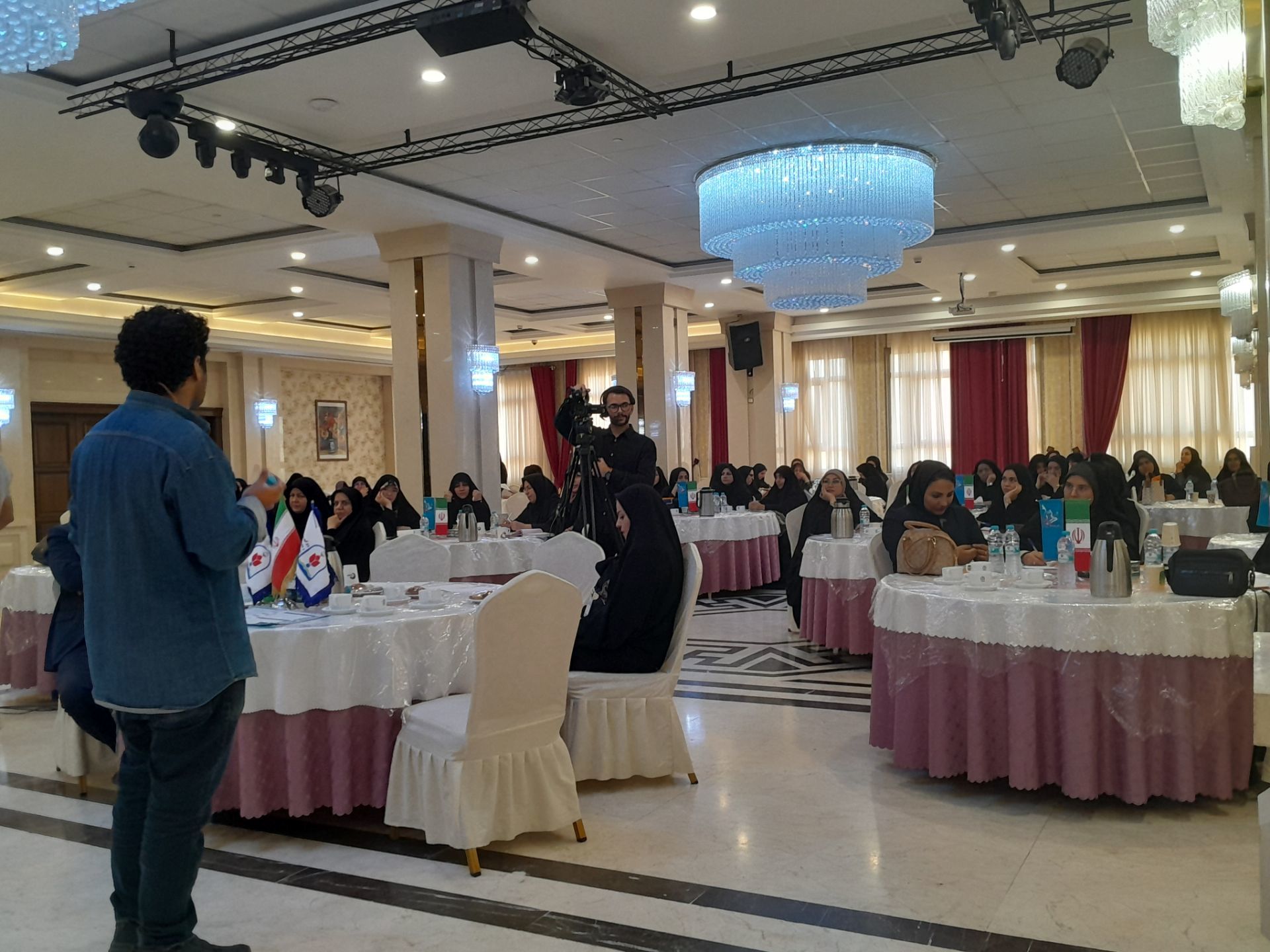 کارگاه راهبری نسل جدید ویژه معاونین پرورشی و مربیان ناحیه 3 مشهد