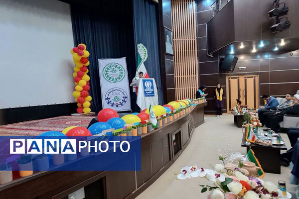 تجلیل از مربیان و دانش‌آموزان برتر شهرستان جم