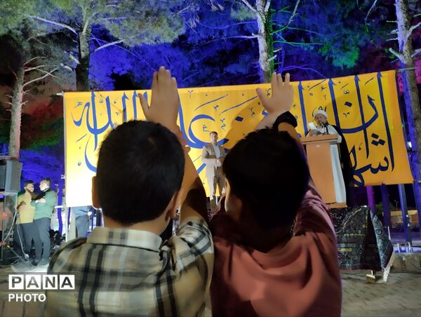 رشتخوار در شب غدیر؛ بیعتِ احساس با ولایت