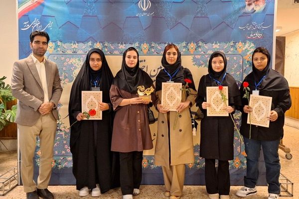 درخشش ۴ دانش‌آموز زنجانی در مسابقات ملی پرسش مهر