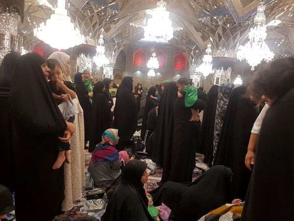 برگزاری بزرگترین اجتماع شیرخوارگان حسینی در حرم مطهر رضوی