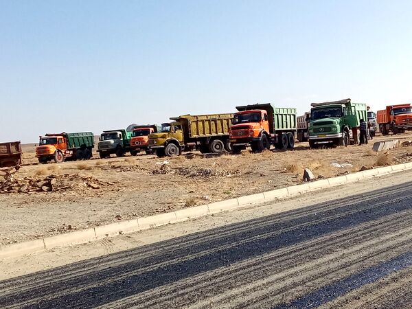 آغاز عملیات آسفالت ریزی در روستای درخت سنجد 
