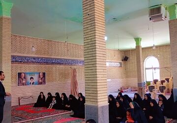 برگزاری جلسه آموزش خانواده با محوریت مدیریت فضای مجازی