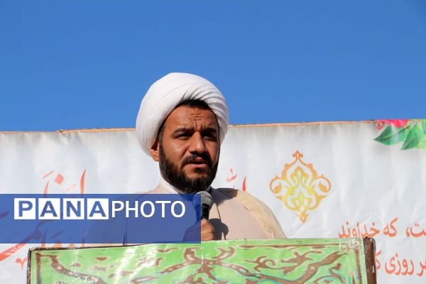 اقامه باشکوه نماز عید فطر در فهرج