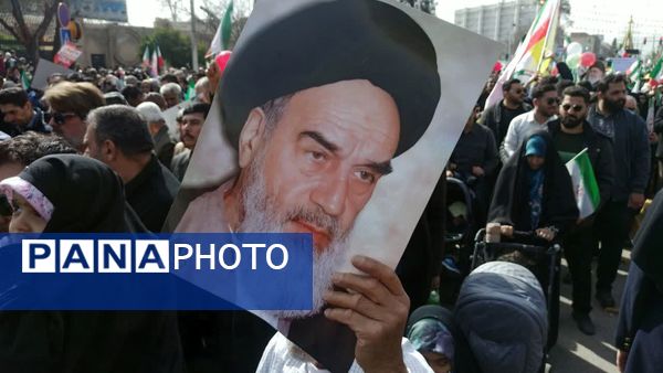 راهپیمایی 22 بهمن در شیراز برنامه دشمن را برچید