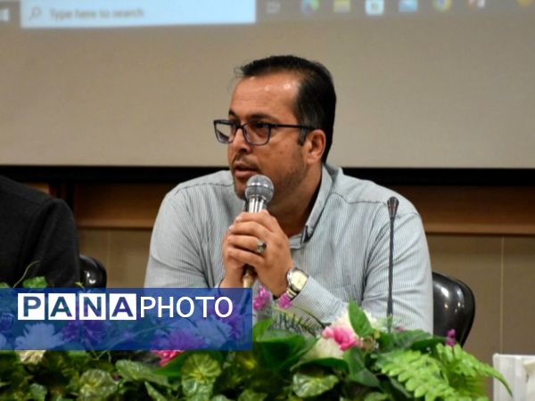 تجلیل از دانش‌آموز خبرنگاران‌پانا ناحیه‌‌یک