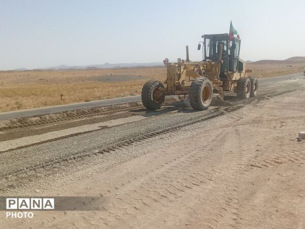 آغاز عملیات بازسازی جاده سلطان آباد به درخت سنجد 