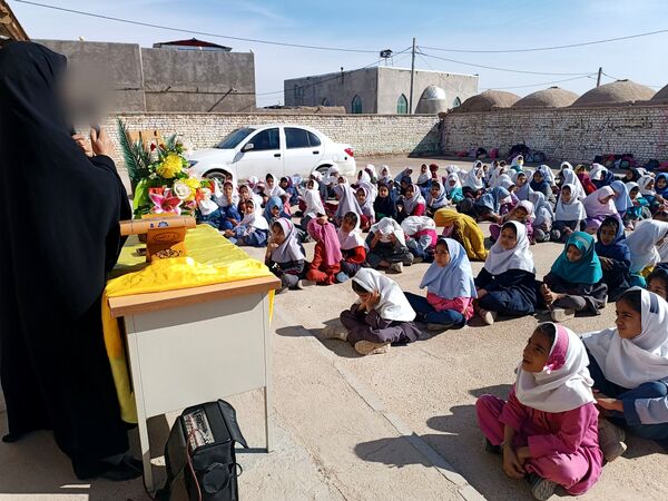 تجلی شکوه مهدوی در دبستان حضرت فاطمه (س)