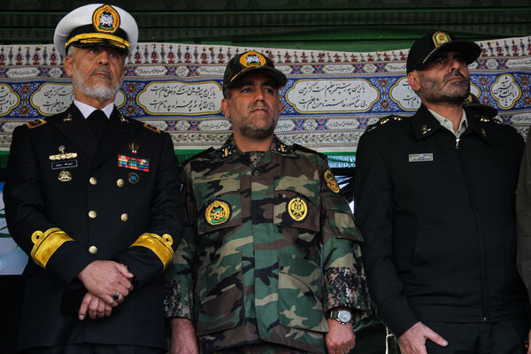 حضور پرشور دانش آموزان زنجانی در راهپیمایی ۱۳ آبان