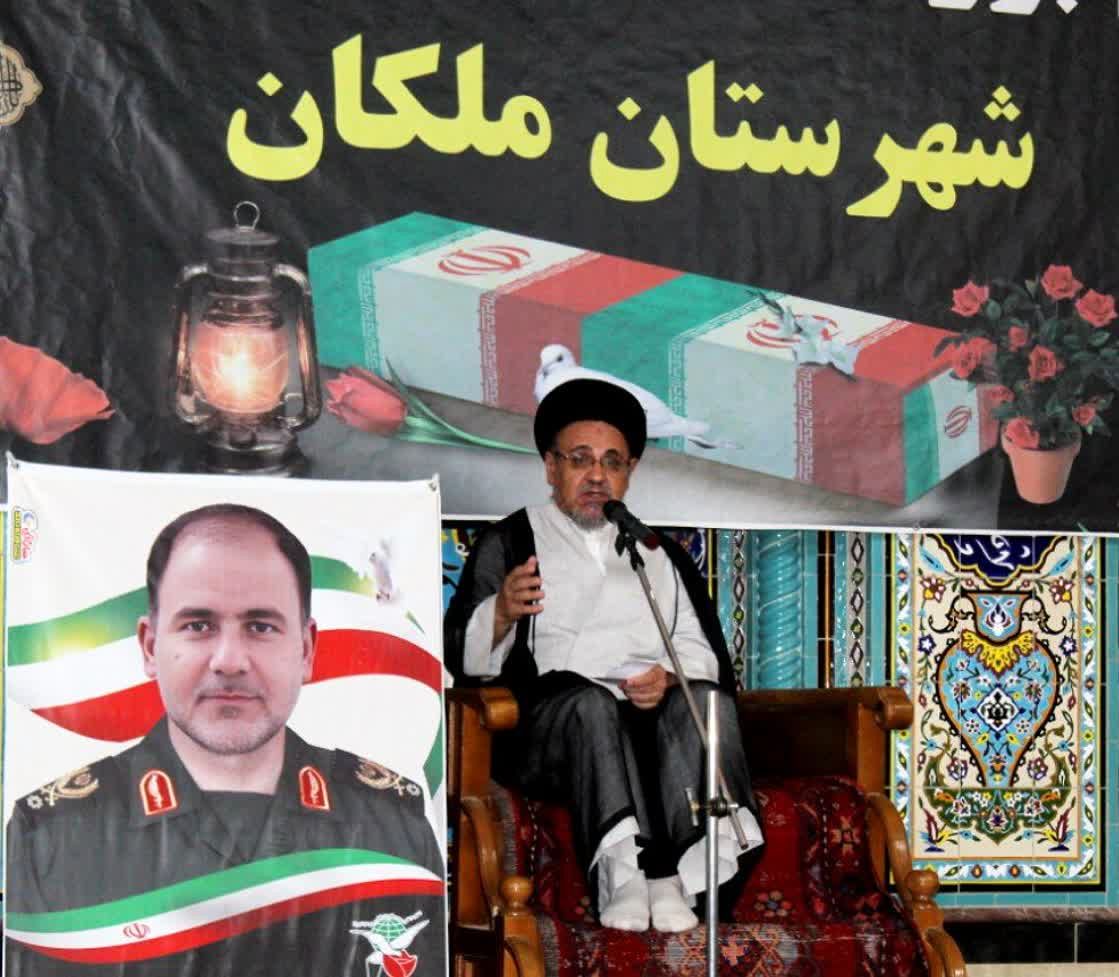 ادای احترام به حماسه‌سازان مقاومت؛ مراسم چهلم شهدای جنگ ۱۲ روزه در ملکان