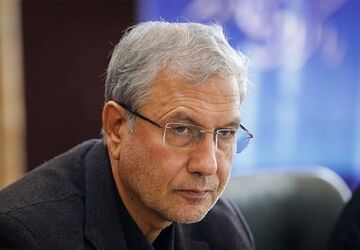 شکاف میانِ «خیابان» و «تریبون‌های انحصارطلب»