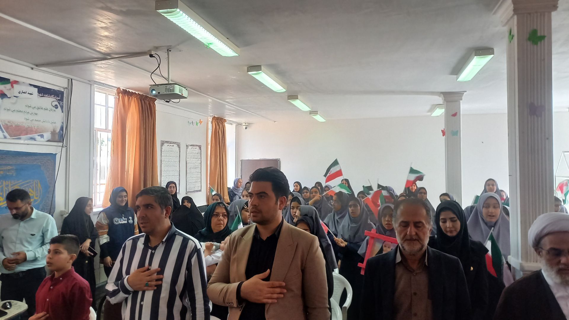 جشن جوانه ها در دبیرستان دخترانه شهید حسن انصاری