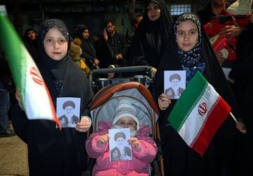 خبرنگار دهه نودی روایتگر شور بیعت