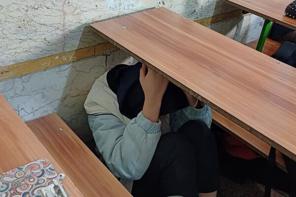دانش‌آموزان دبیرستان زینبیه۲ شهریار آماده مقابله با زلزله