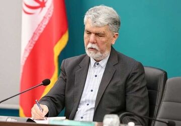 وزیر فرهنگ: شهدا پیوند دهنده دل‌ها و نسل‌ها و چراغی برای آینده هستند