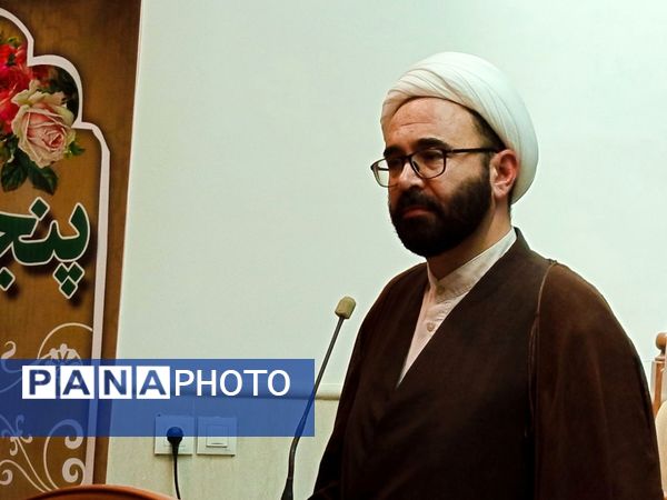 نشست روحانیون و ائمه جماعت مساجد با امام جمعه کاشمر