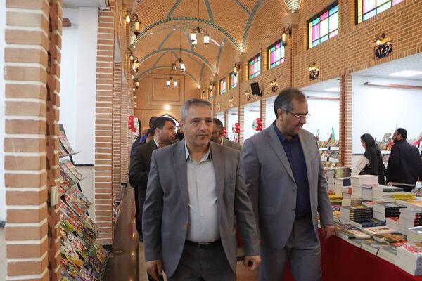 برگزاری نمایشگاه کتاب، در نمایشگاه دائمی شهرستان قرچک