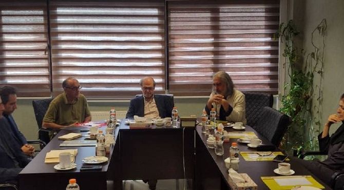 دیدار سرپرست معاونت هنری ارشاد با شورای سیاست‌گذاری جشنواره موسیقی فجر