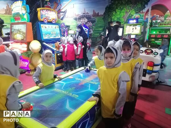 اردو تفریحی دانش آموزان مدرسه ناهید نخودی 