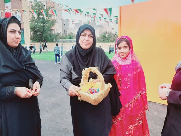 افتتاح مدرسه  ۱۲ کلاسه فروغی بسطامی در بوشهر