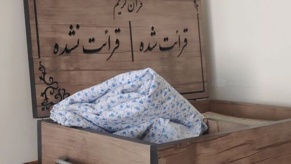 عطر بندگی در مدرسه اقامه نماز جماعت
