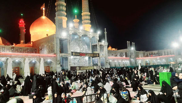 مراسم احیاء سومین شب قدر در حرم حضرت معصومه(س)
